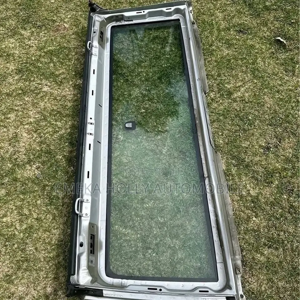 Direct Tokunbo Front Windscreen Assembly for Jeep Wrangler Jk