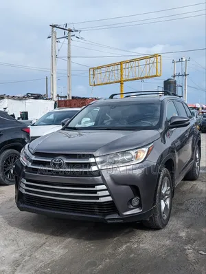 Toyota Highlander Limited Platinum V6 4x4 (3.5L 6cyl 6A) 2016 Gray