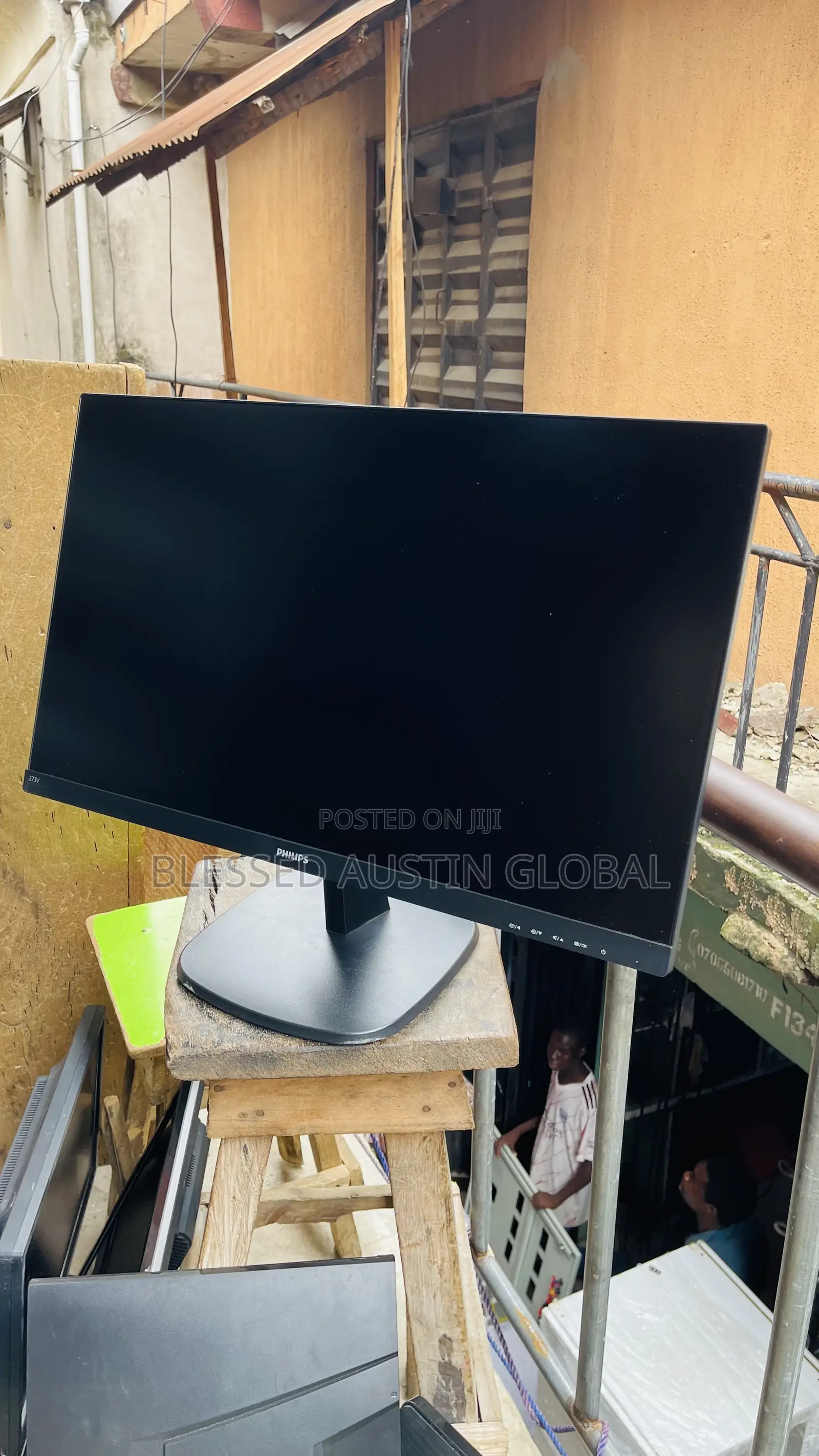 27 Inches Ips Frameless Monitor