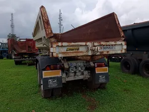 Tipping Bucket