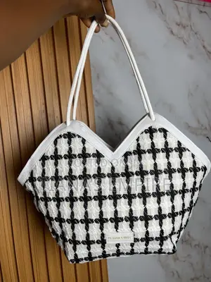 Tiana Luxury Clothes And Jewelry