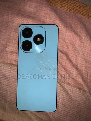 Tecno Spark 20 256 GB Blue