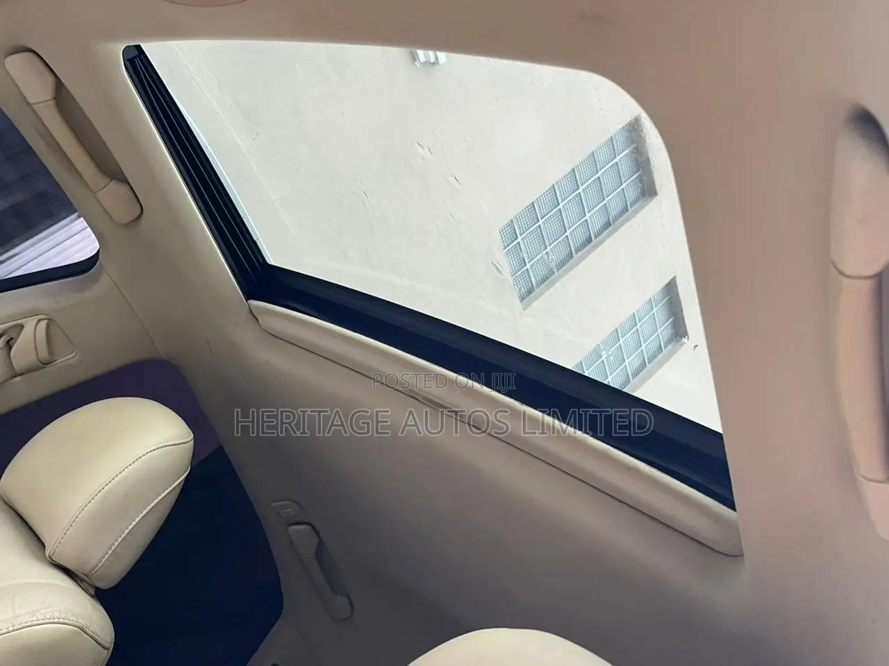 Lexus RX 2010 Gold