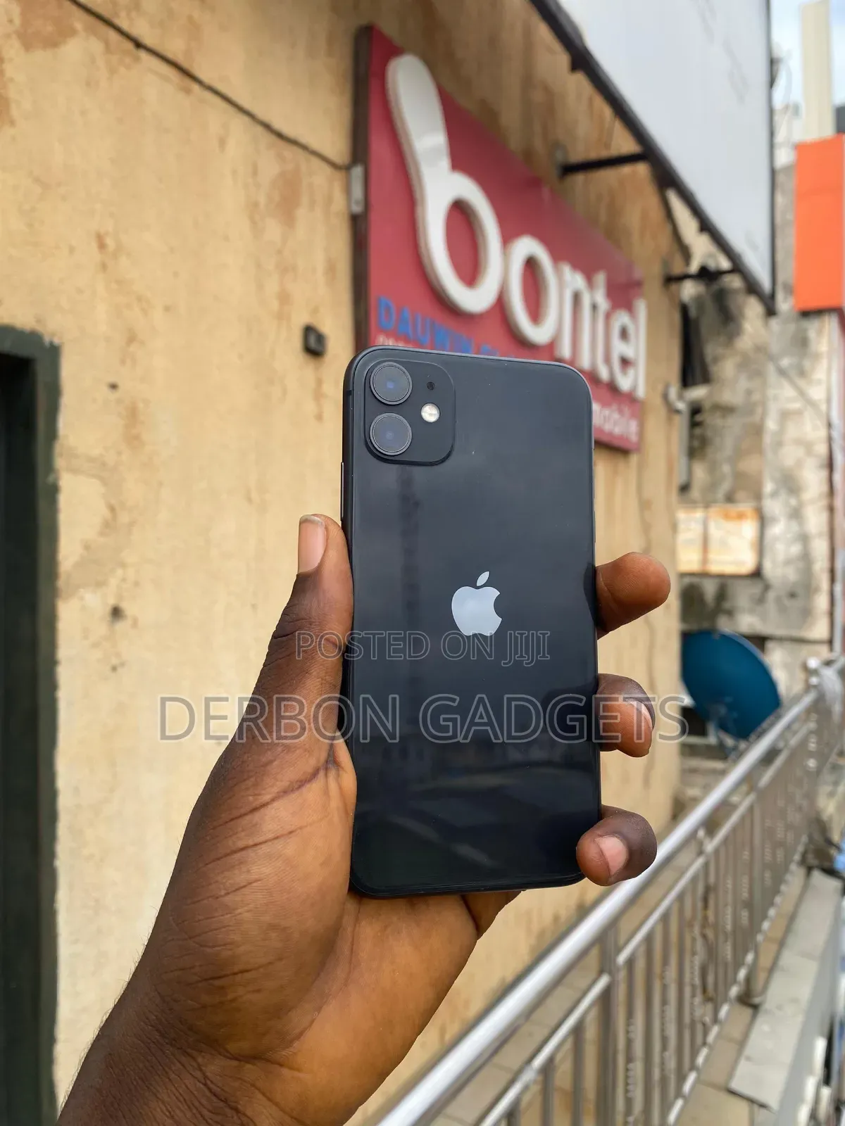 Apple iPhone 11 64 GB Black
