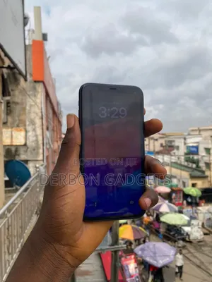 Apple iPhone 11 64 GB Black