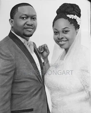 Photo - Family Pencil Art Portrait