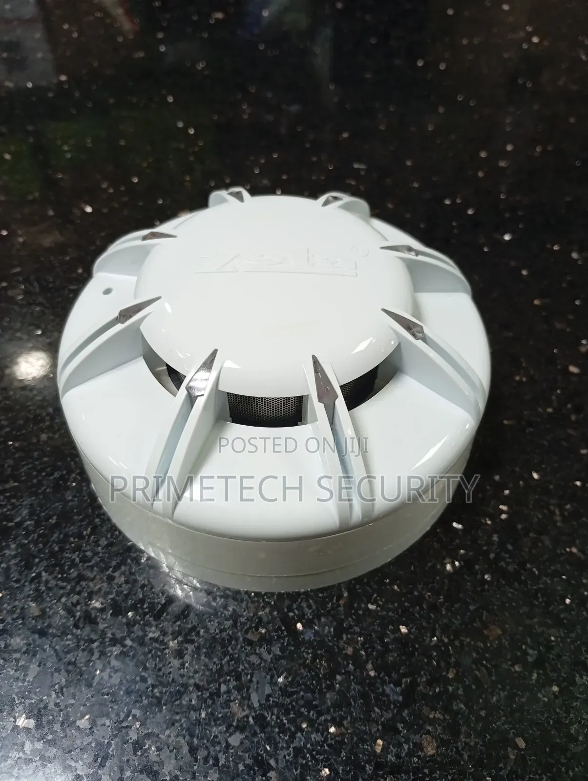 Security Zeta Addressable Smoke Detector