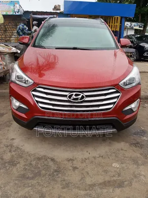 Hyundai Santa Fe 2013 Red