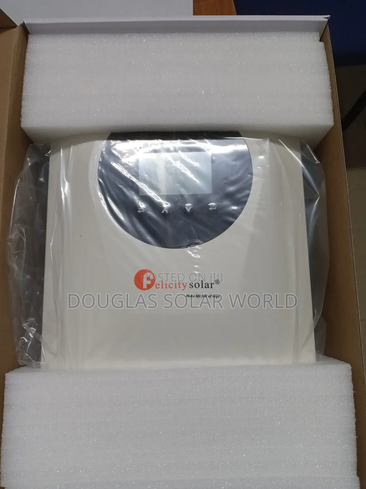 Felicity Solar Change Controller MPPT 120ah