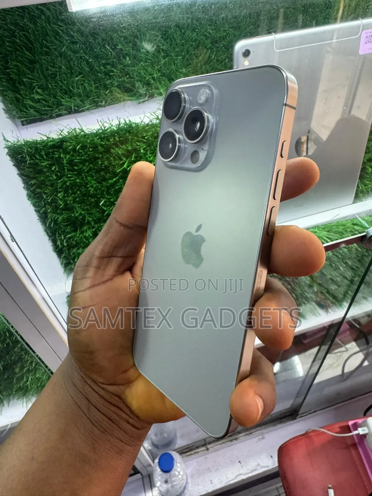 Apple iPhone 15 Pro Max 256 GB Gray