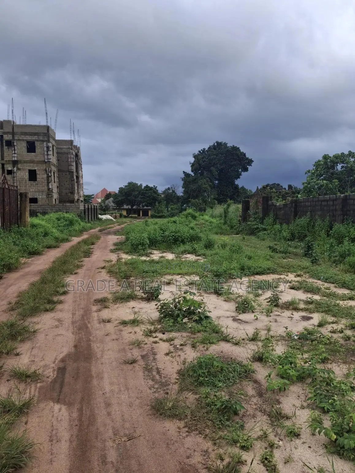 Land For Sale At Orji Town Annex