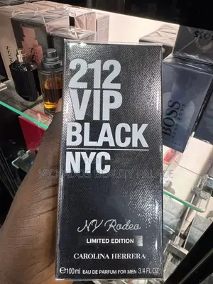 Carolina Herrera 212 Vip Black Eau De Parfum 100ml