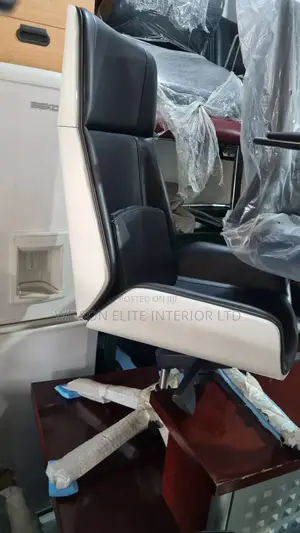 High Class Executive Office Chair