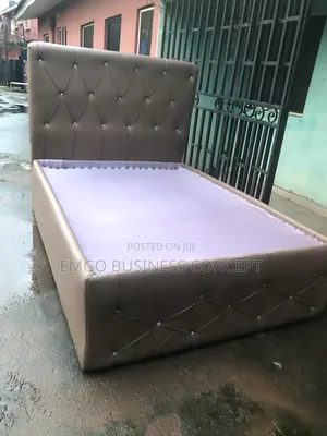 Brown Bedframe 6x4ft