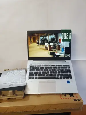 New Laptop HP EliteBook 735 G5 12GB Intel Core i7 SSD 256GB