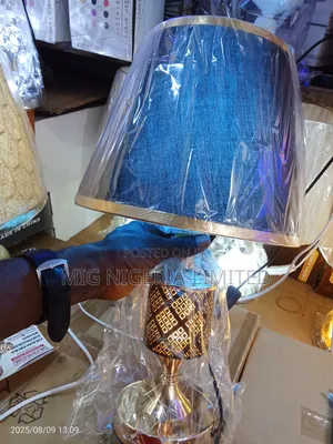 Luxury Executive Table Bedside Lamp Black 30cm