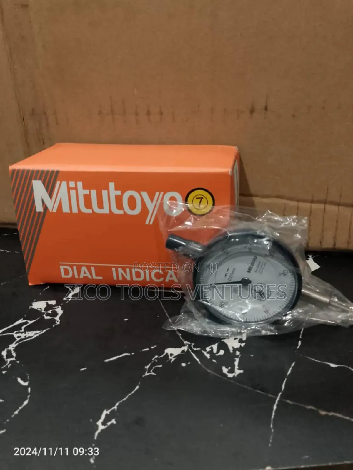 Mitutoyo - Dial Indicator