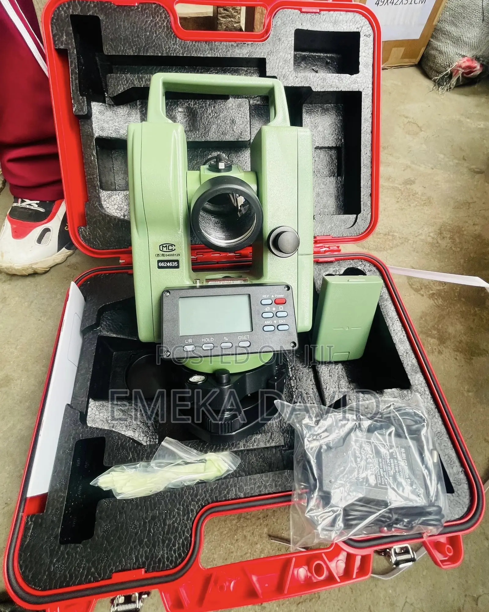 Elecronic Digital Theodolite
