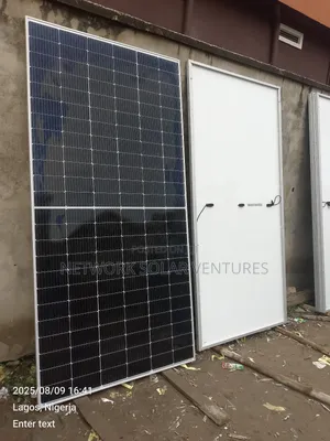 650watts 62.0v Canadian Solar Panel
