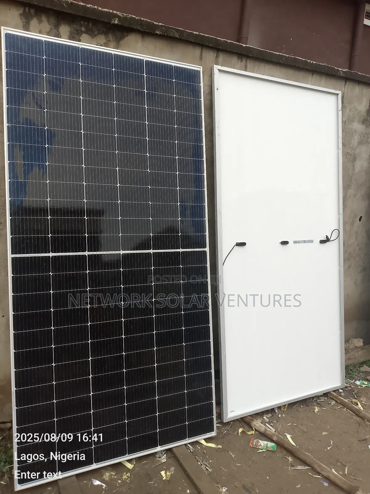650watts 62.0v Canadian Solar Panel
