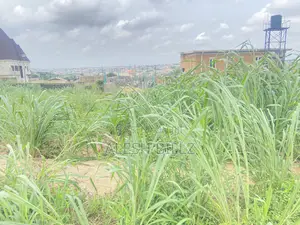 500sqm Fairmont Estate,Ait