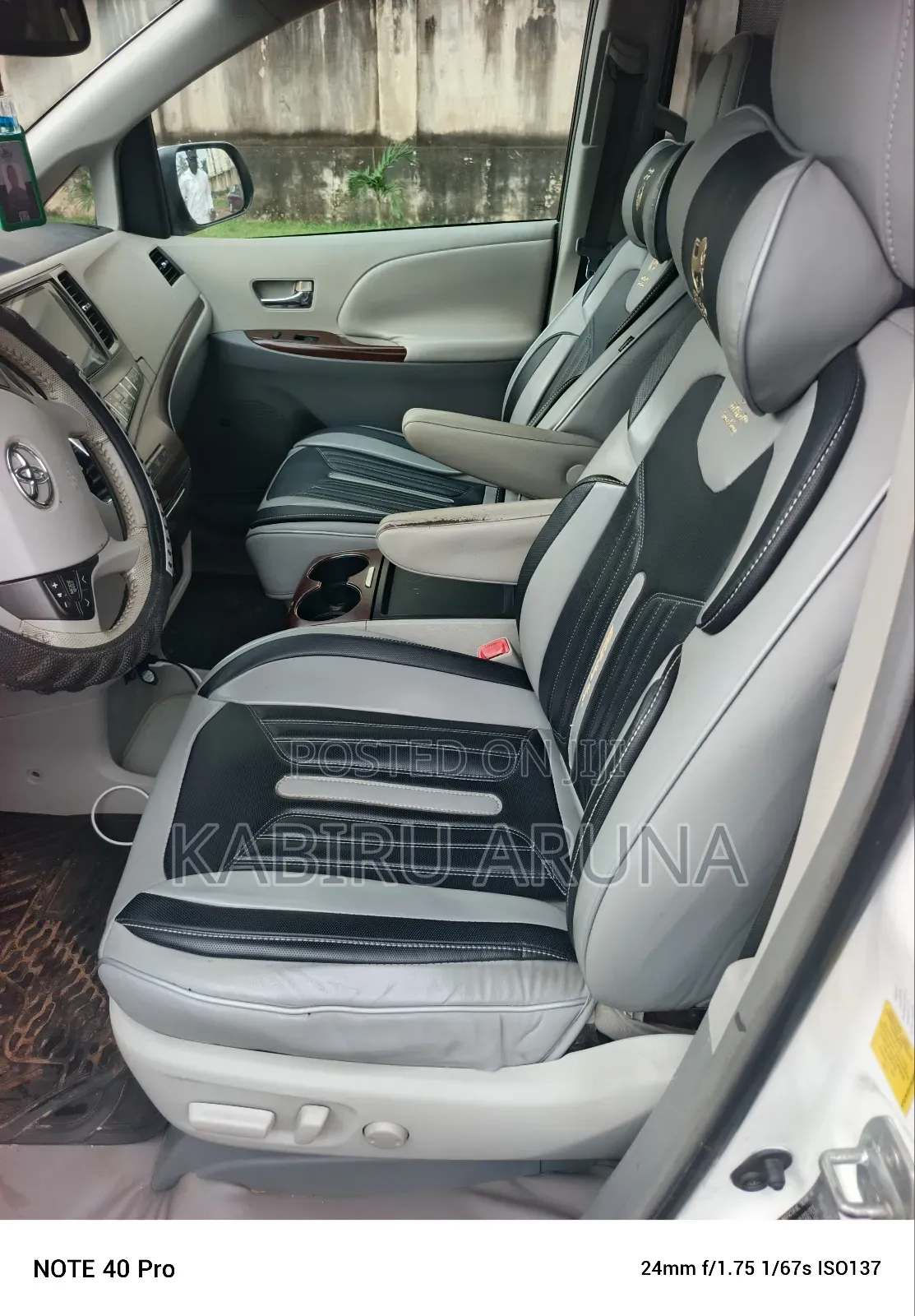 Toyota Sienna 2011 White