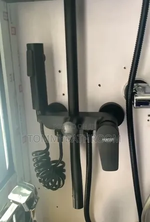 Black Shower Mixer (0002f)