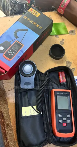 Original Victor Digital Light Meter