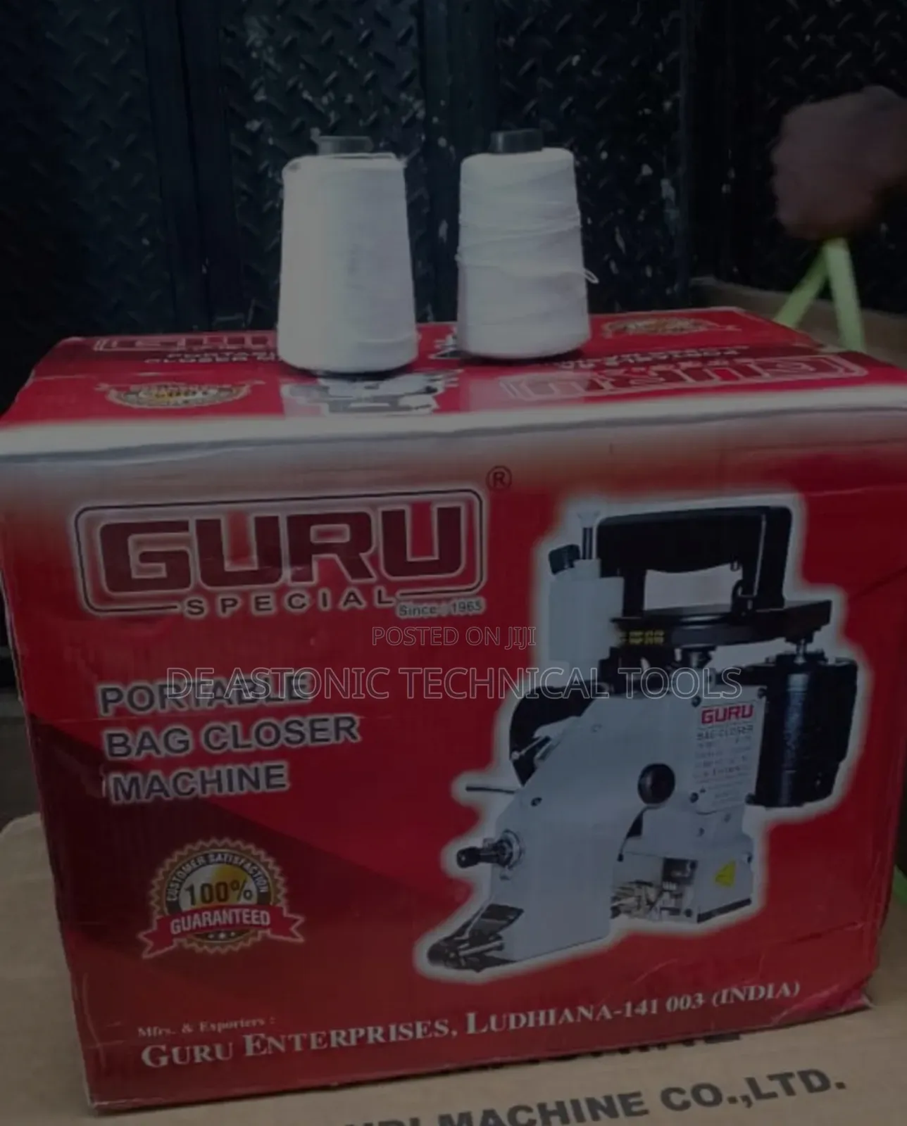 Guru Bag Closer Machine