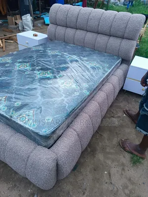 Quality 4.5x6 Bubble Bedframe
