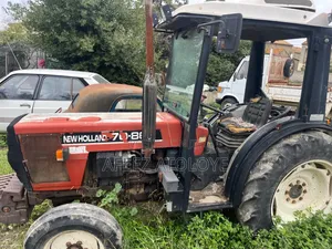 New Holland 7080 Tractor