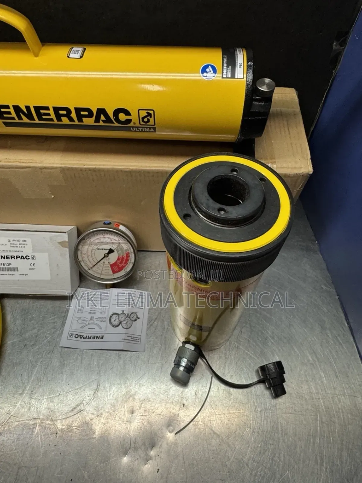 Enerpac 30 Ton Hydraulic Cylinder Jack Set