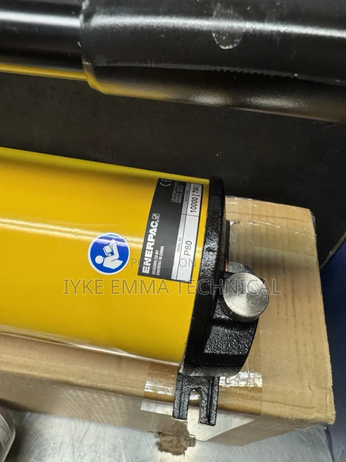 Enerpac 30 Ton Hydraulic Cylinder Jack Set