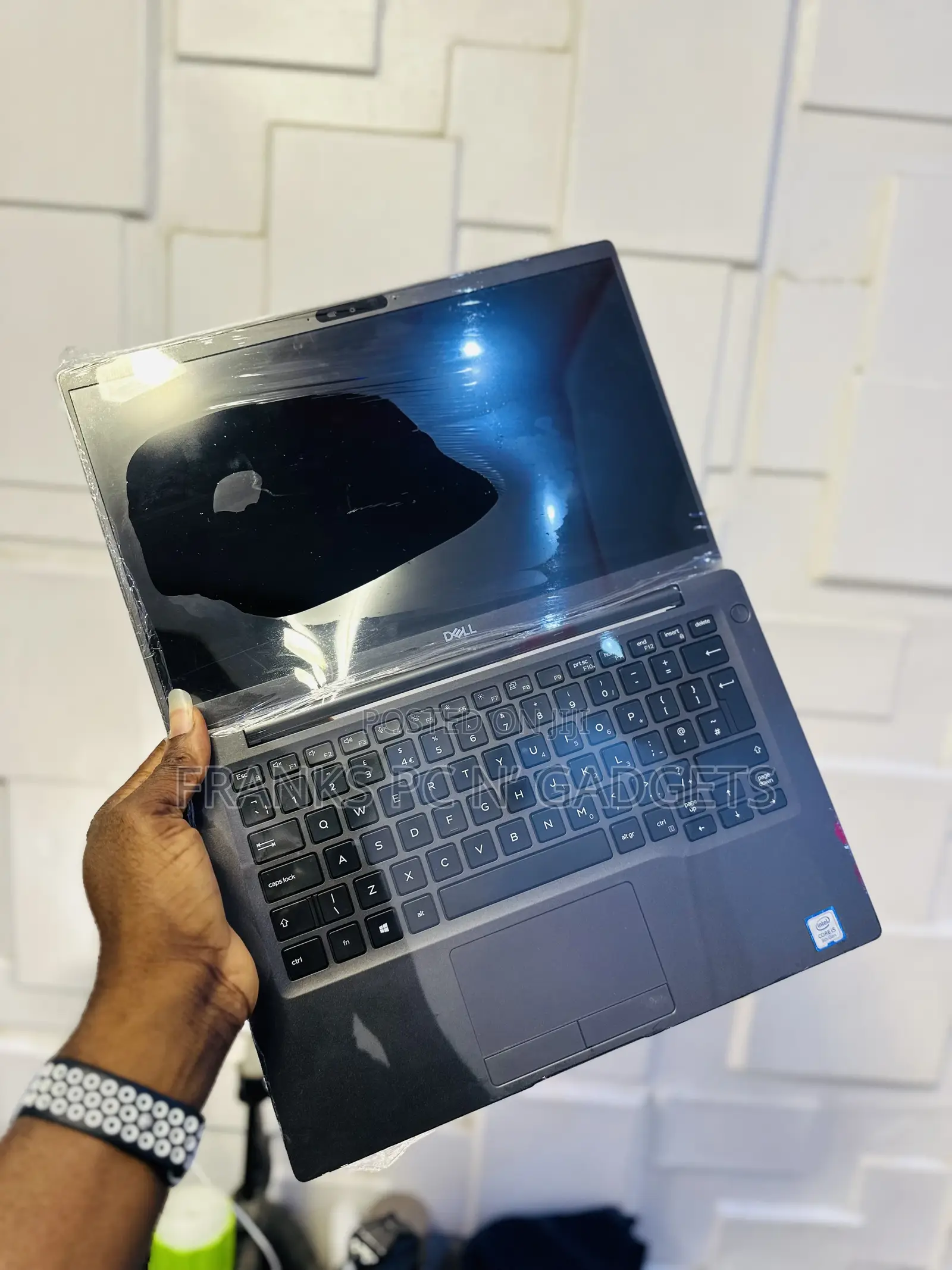 Laptop Dell Latitude 7400 8GB Intel Core I5 SSD 256GB