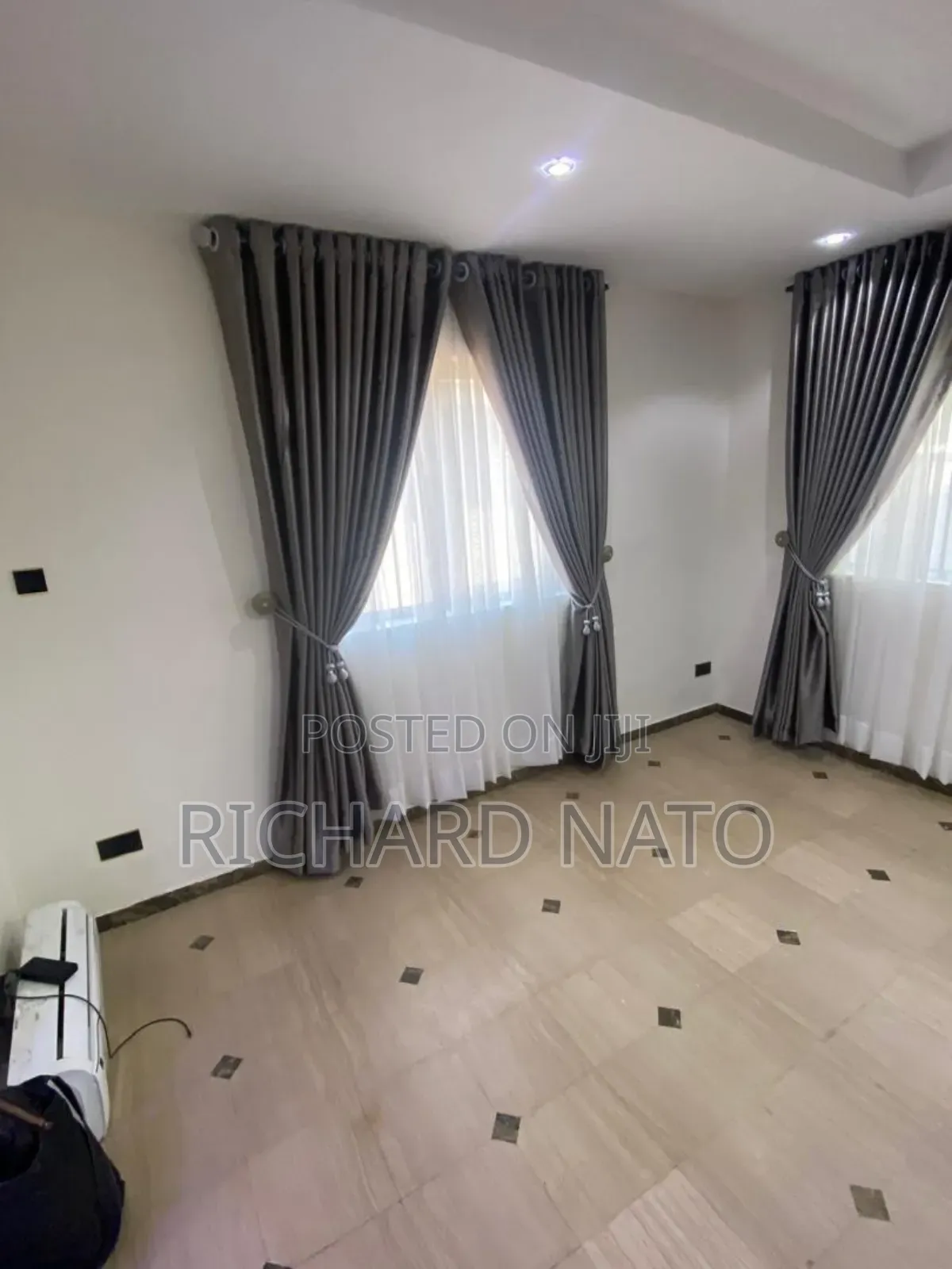 Master Class From Top to Down Clean Curtain