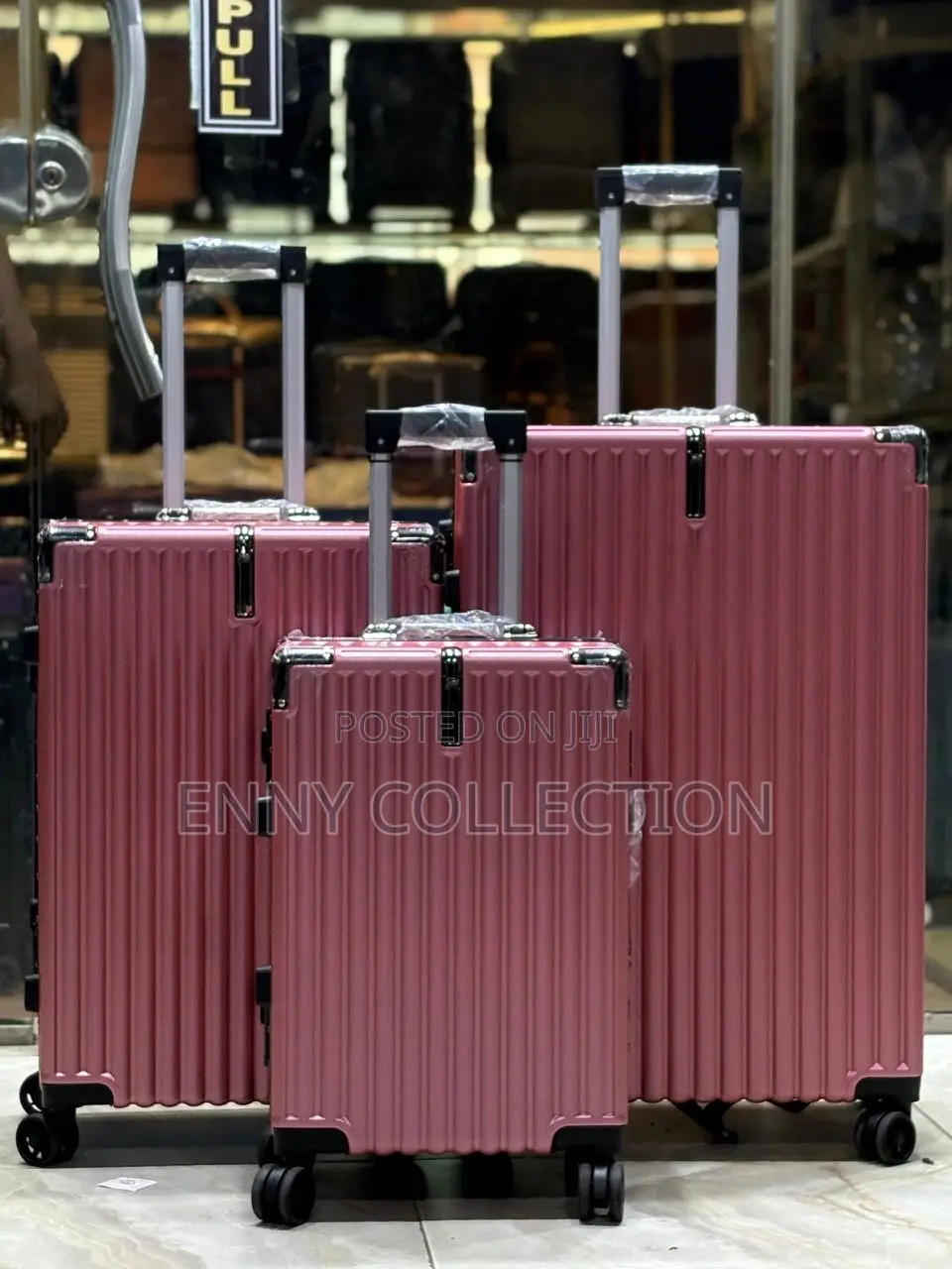 Traveling Luggage Box