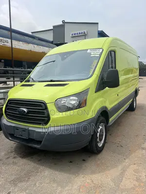 Ford Transit 2018 Green