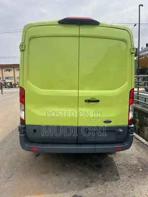 Ford Transit 2018 Green