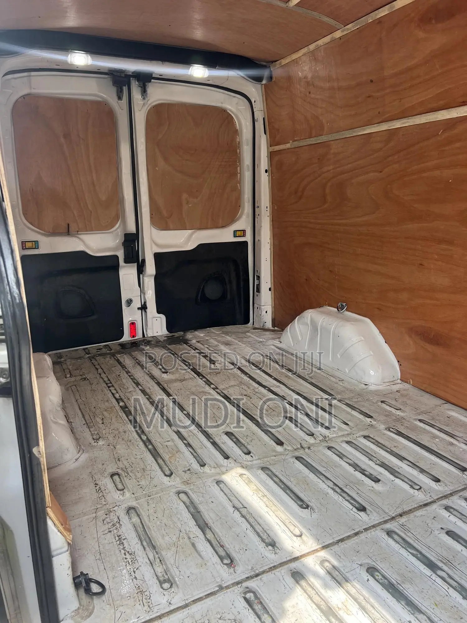 Ford Transit 2018 Green