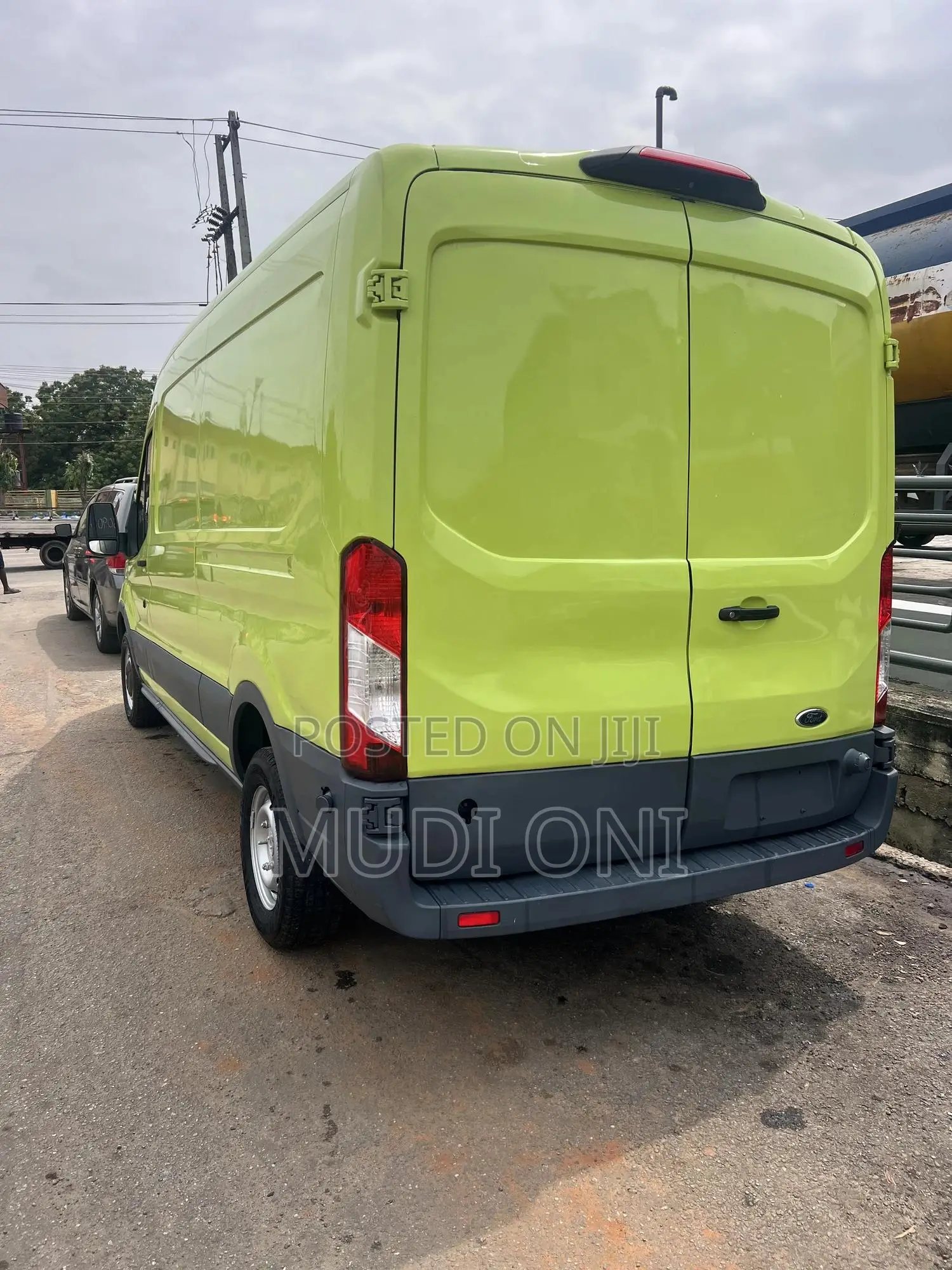 Ford Transit 2018 Green