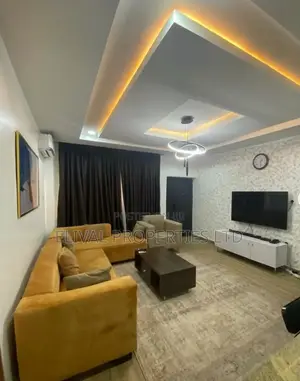 Luxury One Bedroom Apartment With Pool