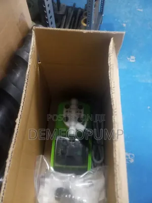 Emec Dozen Pump Machine