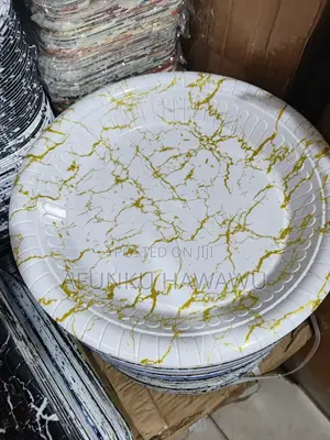 Round Shaped Plastic Tray