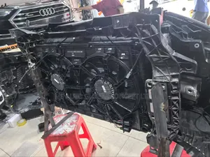 Audi Q8 Complete Front Cut