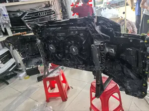 Audi Q8 Complete Front Cut