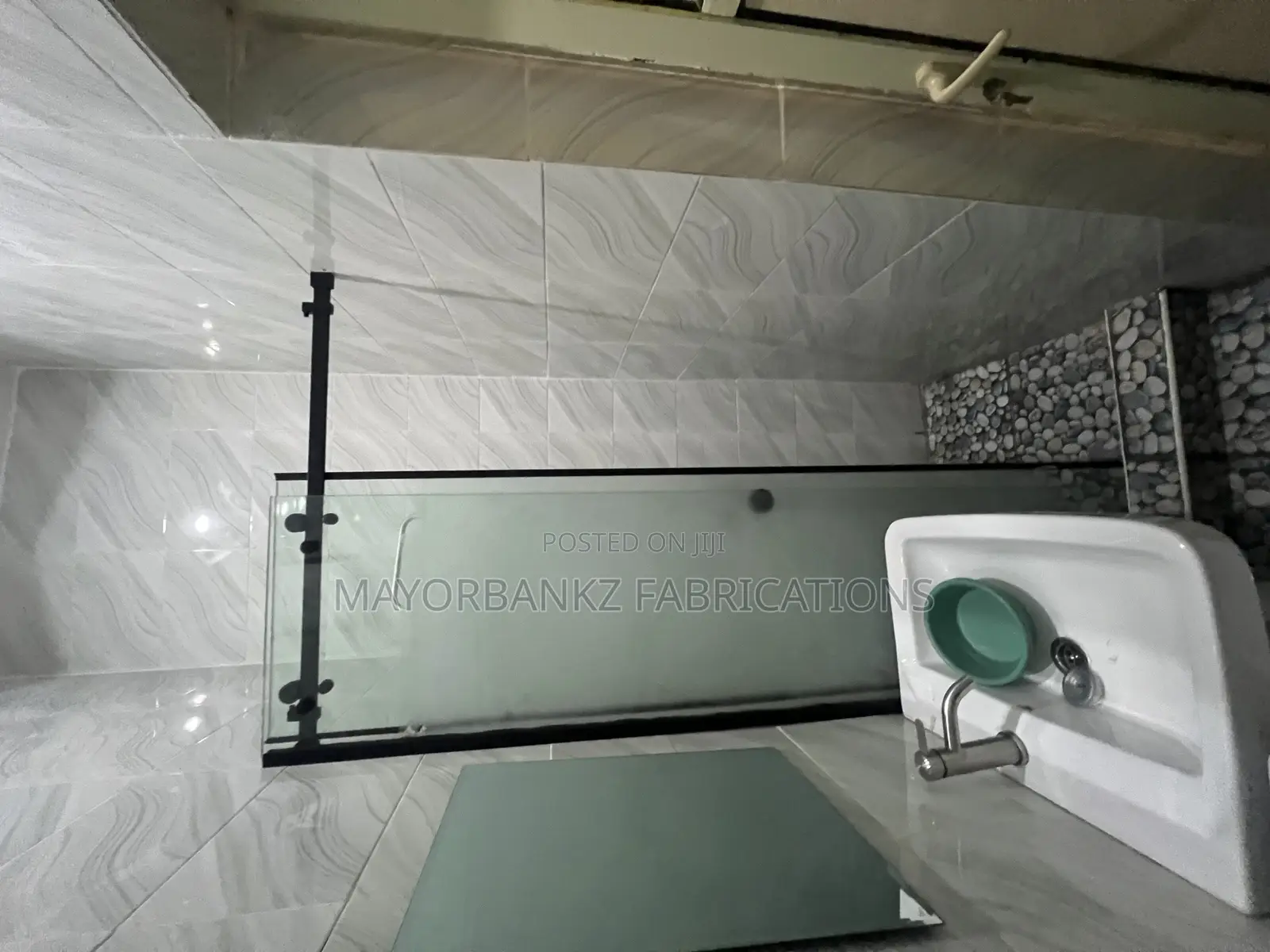 Sliding Shower Cubicles With Black Accessories