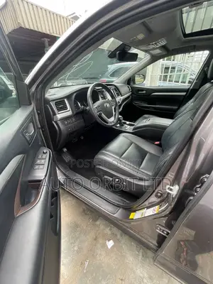 Toyota Highlander 2019 Gray