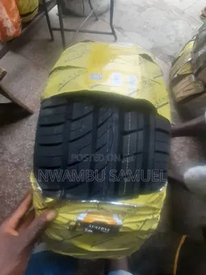 255/55r20 Austone