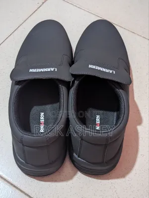 Original Larnmern Casual Work Shoe