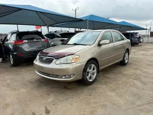 Toyota Corolla CE 2006 Gold